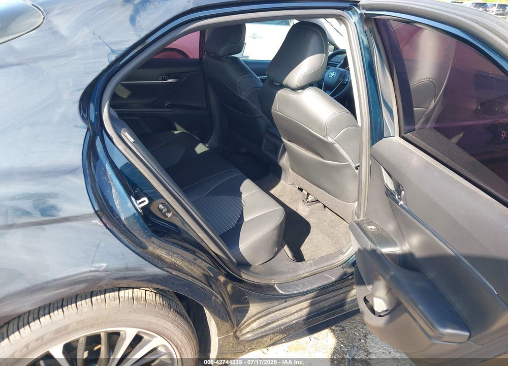 2020 TOYOTA CAMRY SE VIN: 4T1G11AK8LU976649