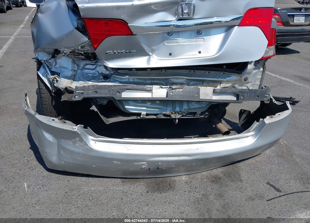 2010 HONDA CIVIC VIN: 19XFA1F88AE026753