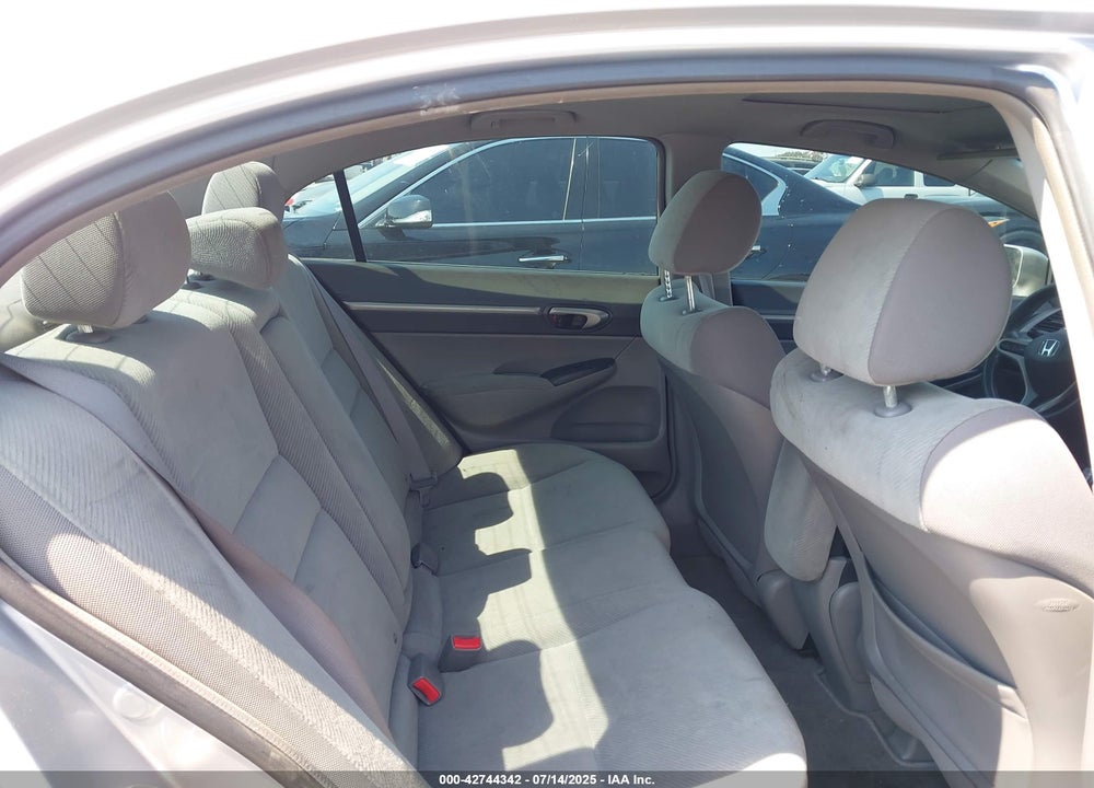 2010 HONDA CIVIC VIN: 19XFA1F88AE026753
