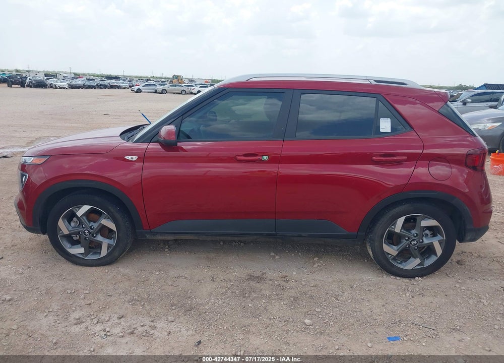 2024 HYUNDAI VENUE VIN: KMHRC8A30RU332723