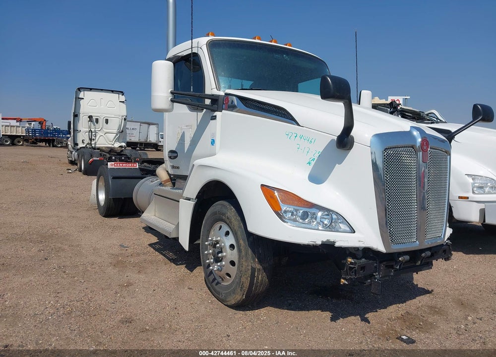 2024 KENWORTH T680 VIN: 1XKYAP8X4RJ330813