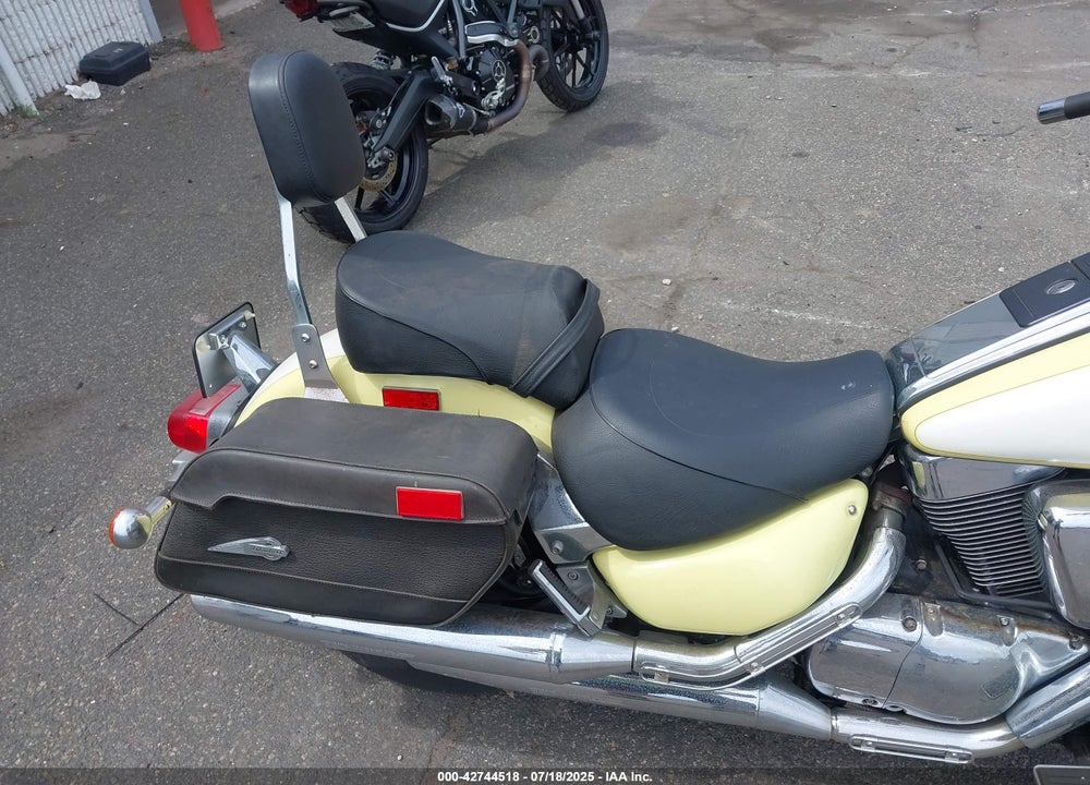 1999 SUZUKI VL1500 VIN: JS1VY51A3X2101397