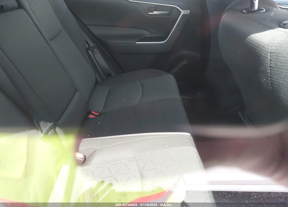 2021 TOYOTA RAV4 HYBRID XLE VIN: 4T3RWRFV8MU046559