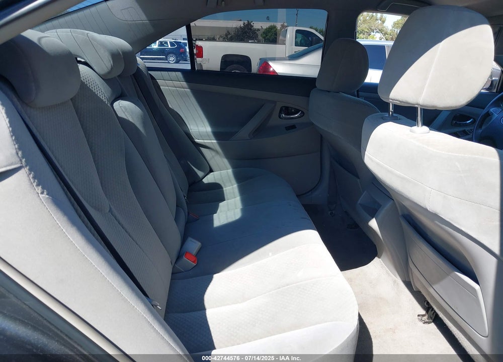 2008 TOYOTA CAMRY LE VIN: 4T4BE46K48R020686
