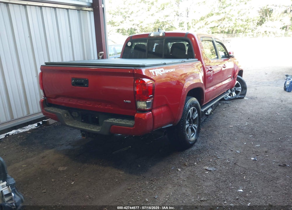 2016 TOYOTA TACOMA VIN: 3TMAZ5CNXGM009231