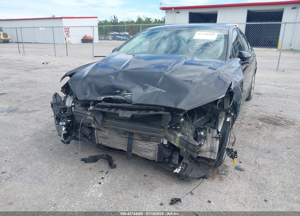 2015 FORD FUSION VIN: 3FA6P0H94FR269352