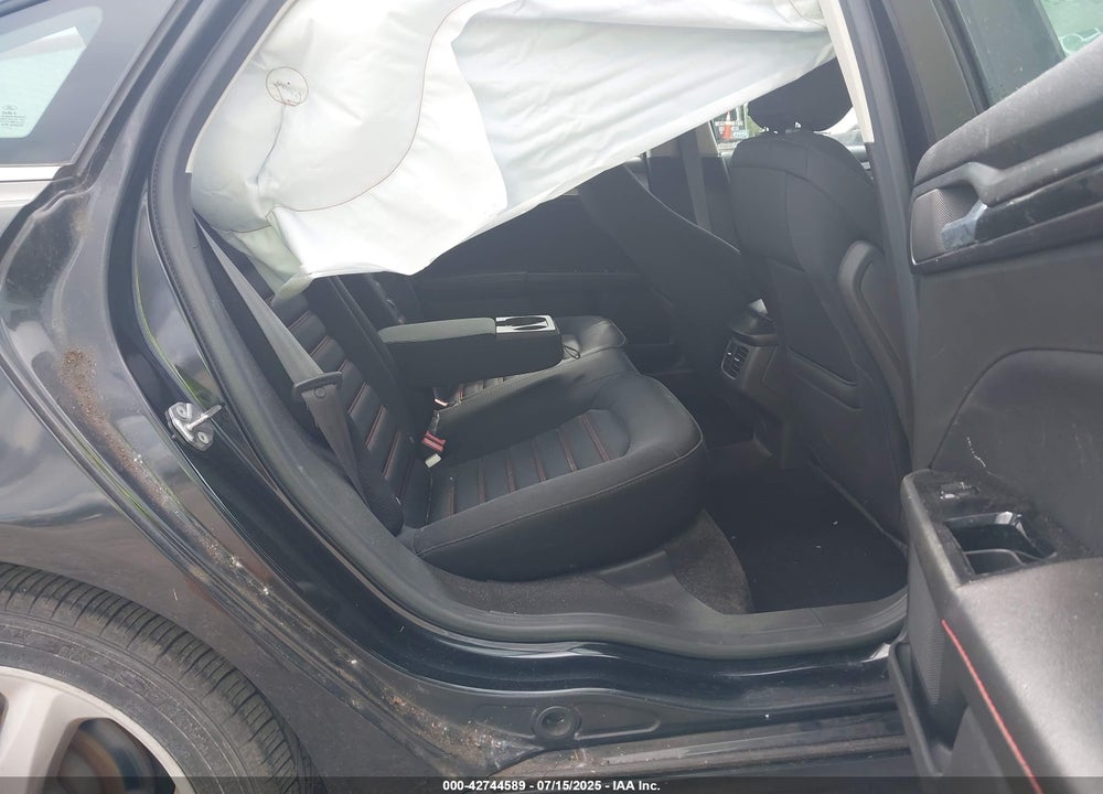 2015 FORD FUSION VIN: 3FA6P0H94FR269352