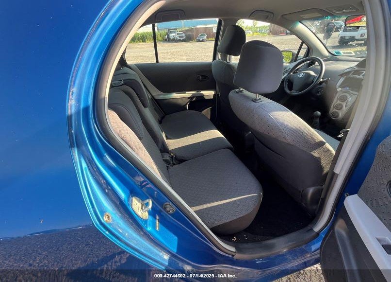 2010 TOYOTA YARIS VIN: JTDKT4K34A5324216