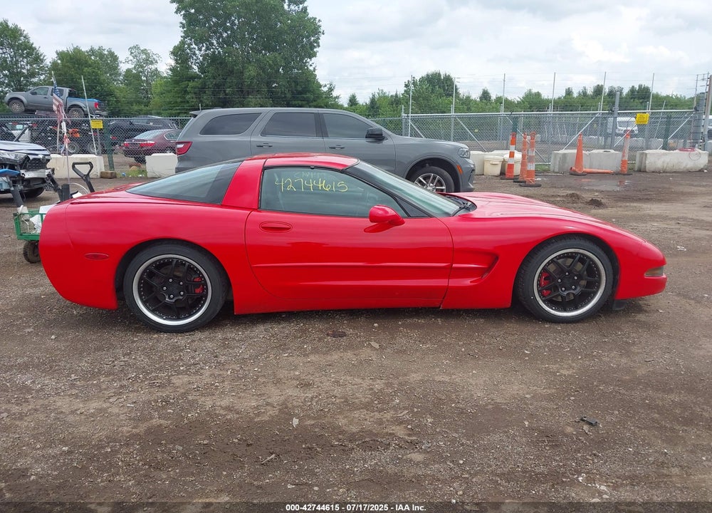 2002 CHEVROLET CORVETTE VIN: 1G1YY22G425134123