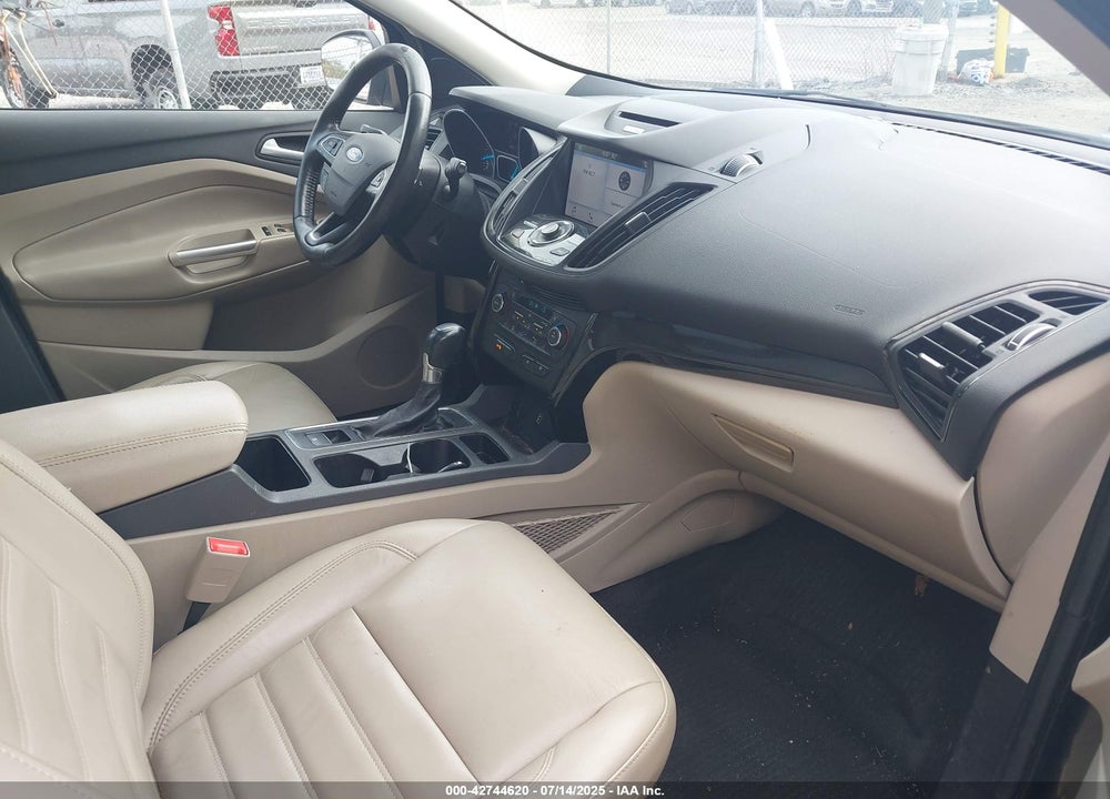 2017 FORD ESCAPE VIN: 1FMCU9JD9HUE61091