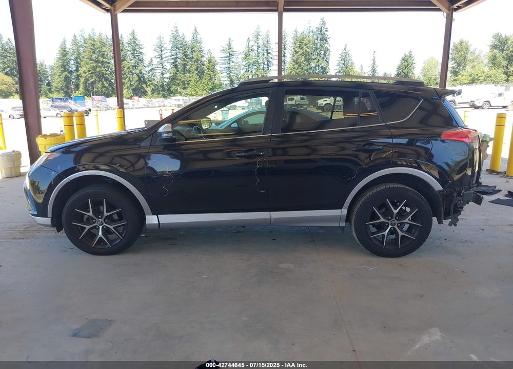 2017 TOYOTA RAV4 VIN: 2T3JFREV8HW581542