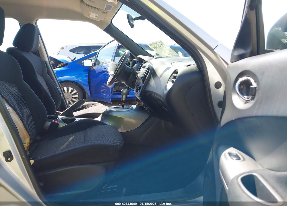 2016 NISSAN JUKE VIN: JN8AF5MR0GT605836