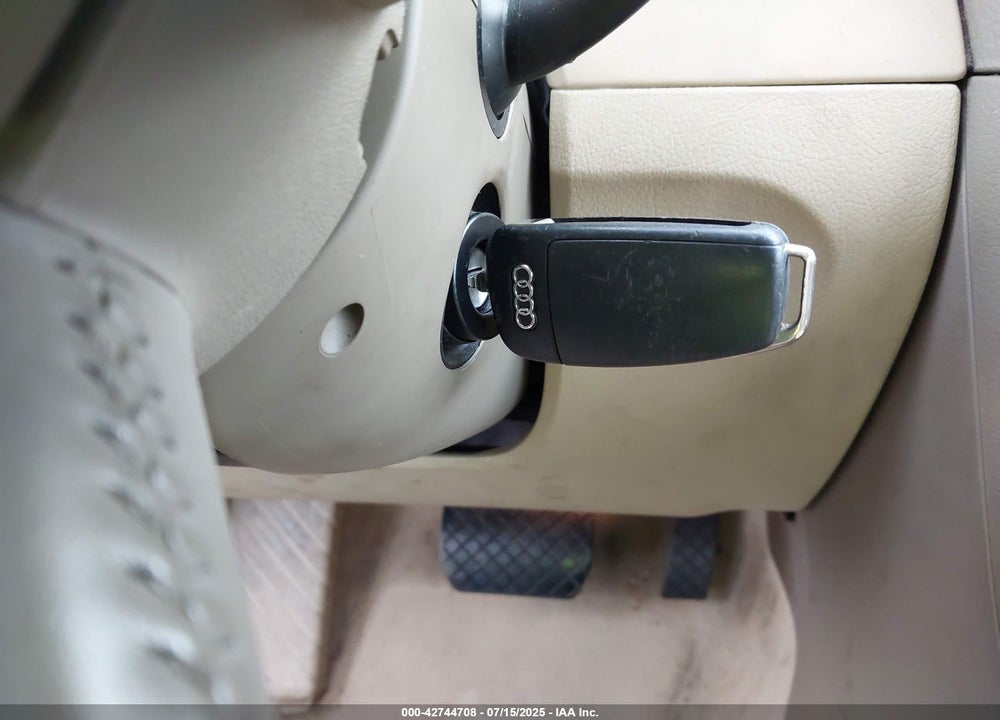 2008 AUDI A4 VIN: WAUDF48H18K007621