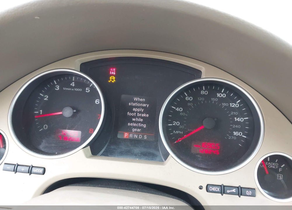 2008 AUDI A4 VIN: WAUDF48H18K007621