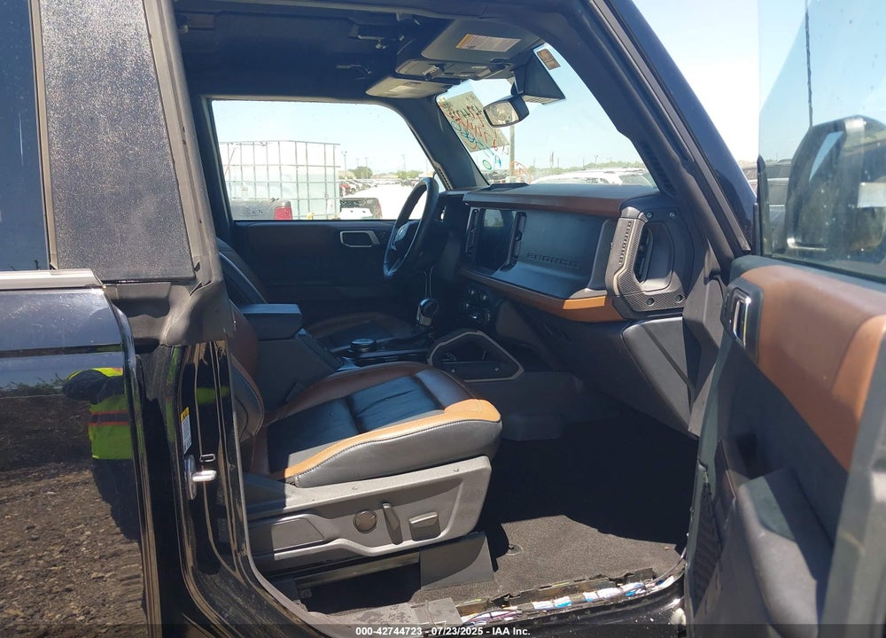 2024 FORD BRONCO VIN: 1FMDE8BH5RLA55880