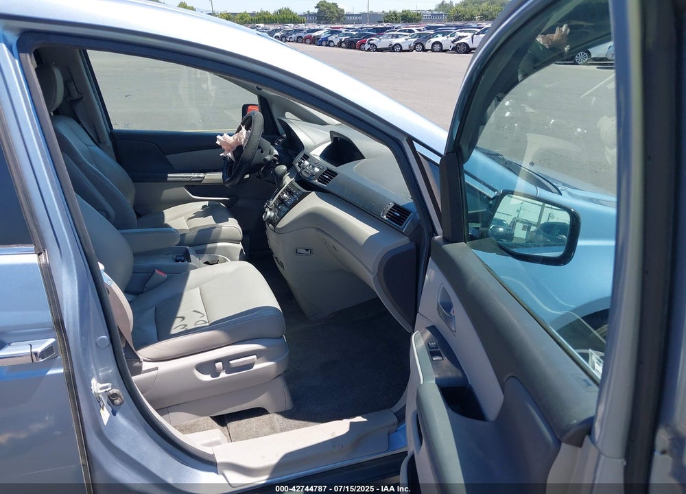 2012 HONDA ODYSSEY EX-L VIN: 5FNRL5H61CB131075