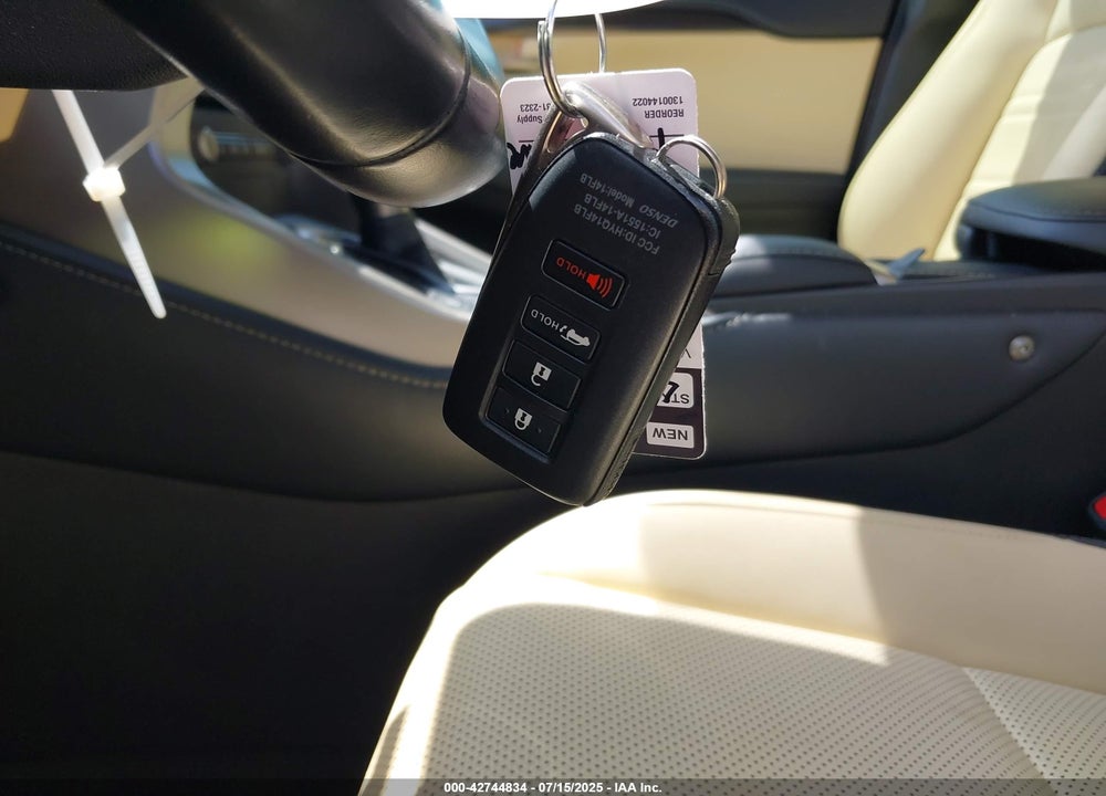 2021 LEXUS NX 300 VIN: JTJDARBZ4M5022605