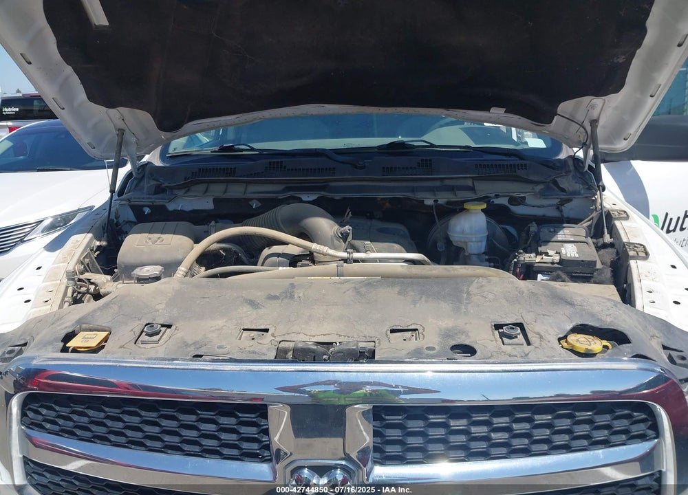 2019 RAM 1500 CLASSIC VIN: 1C6RR7GT7KS609218