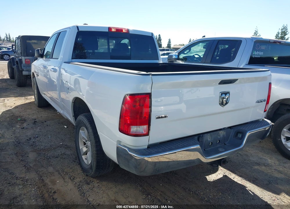 2019 RAM 1500 CLASSIC VIN: 1C6RR7GT7KS609218