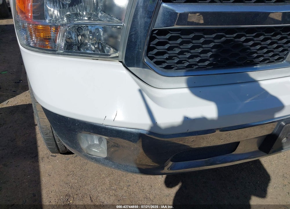 2019 RAM 1500 CLASSIC VIN: 1C6RR7GT7KS609218