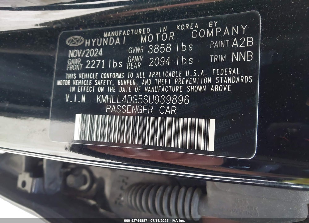2025 HYUNDAI ELANTRA VIN: KMHLL4DG5SU939896