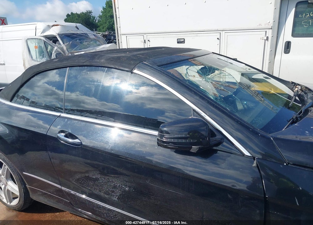 2011 MERCEDES-BENZ E 550 VIN: WDDKK7CFXBF104724
