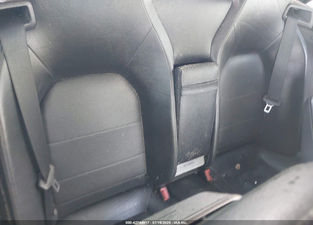 2011 MERCEDES-BENZ E 550 VIN: WDDKK7CFXBF104724