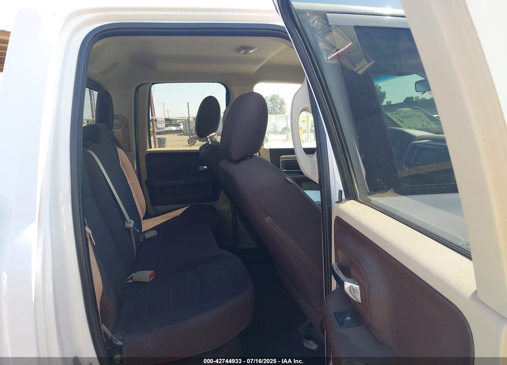 2017 RAM 1500 VIN: 1C6RR7GT8HS792069