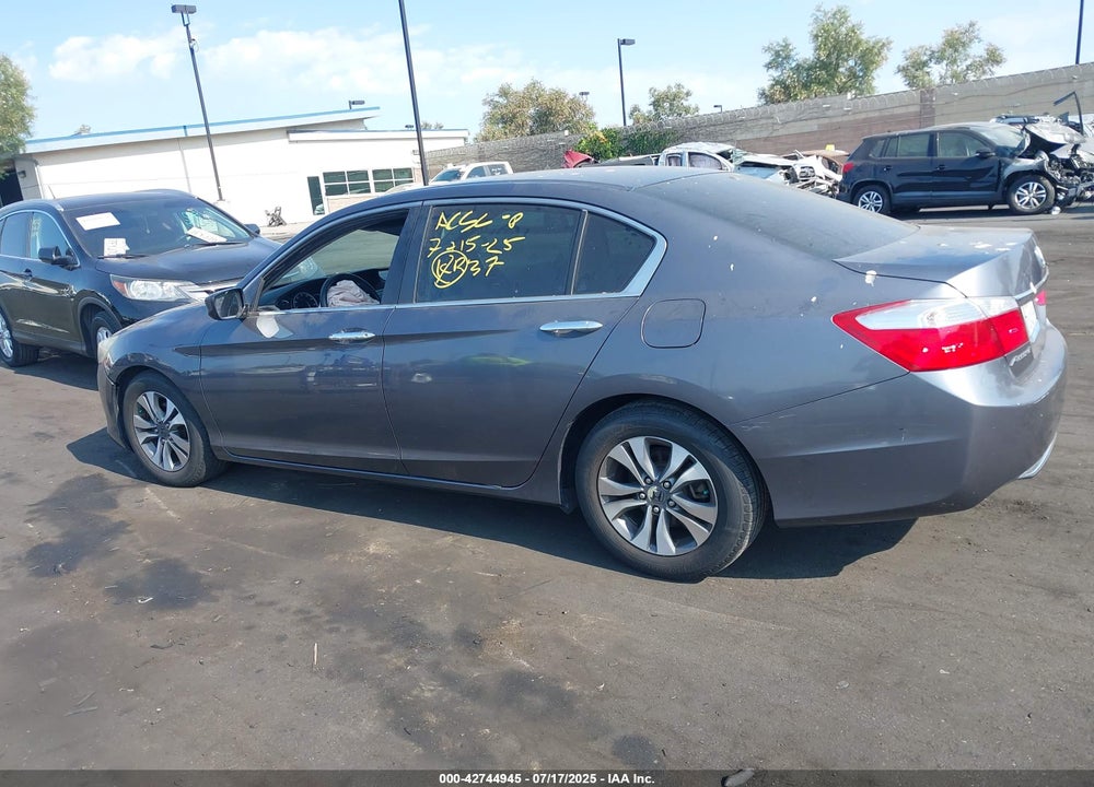 2013 HONDA ACCORD VIN: 1HGCR2F32DA149401