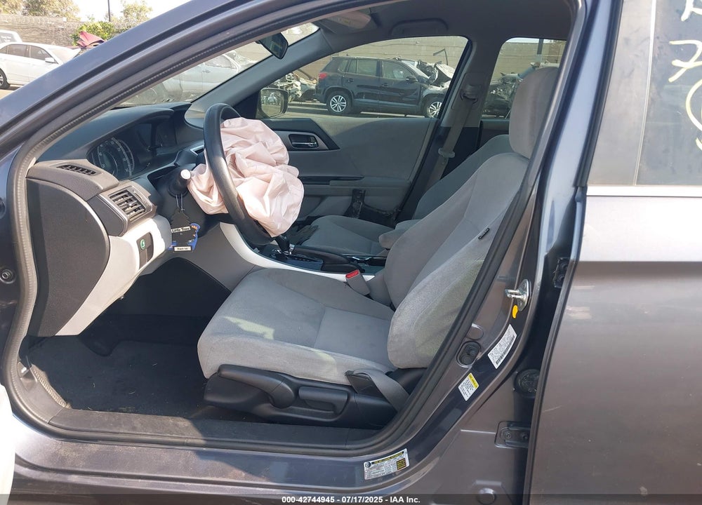 2013 HONDA ACCORD VIN: 1HGCR2F32DA149401