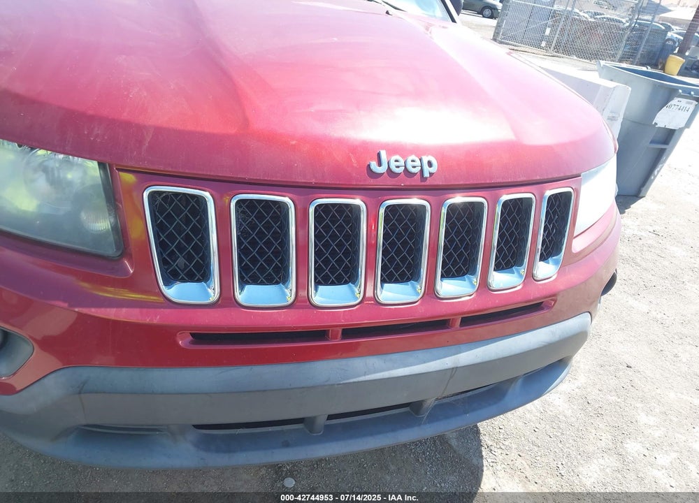 2014 JEEP COMPASS VIN: 1C4NJCBB7ED870685