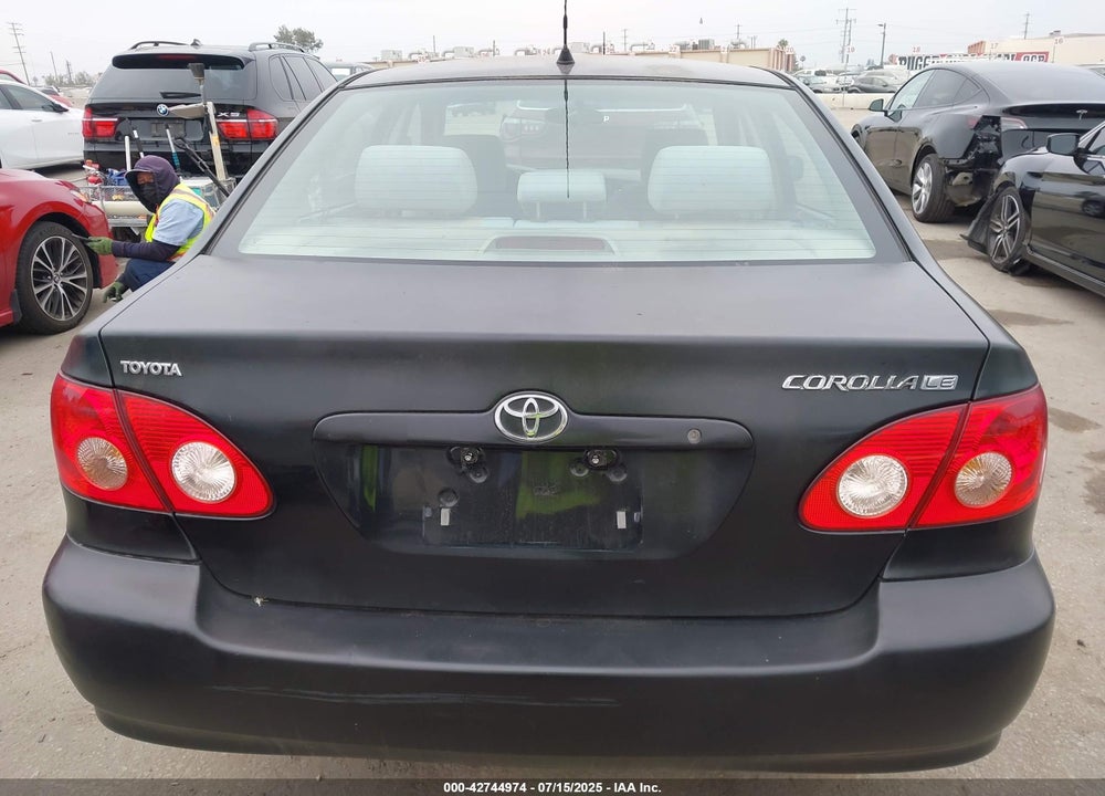 2008 TOYOTA COROLLA VIN: 1NXBR32E38Z048181