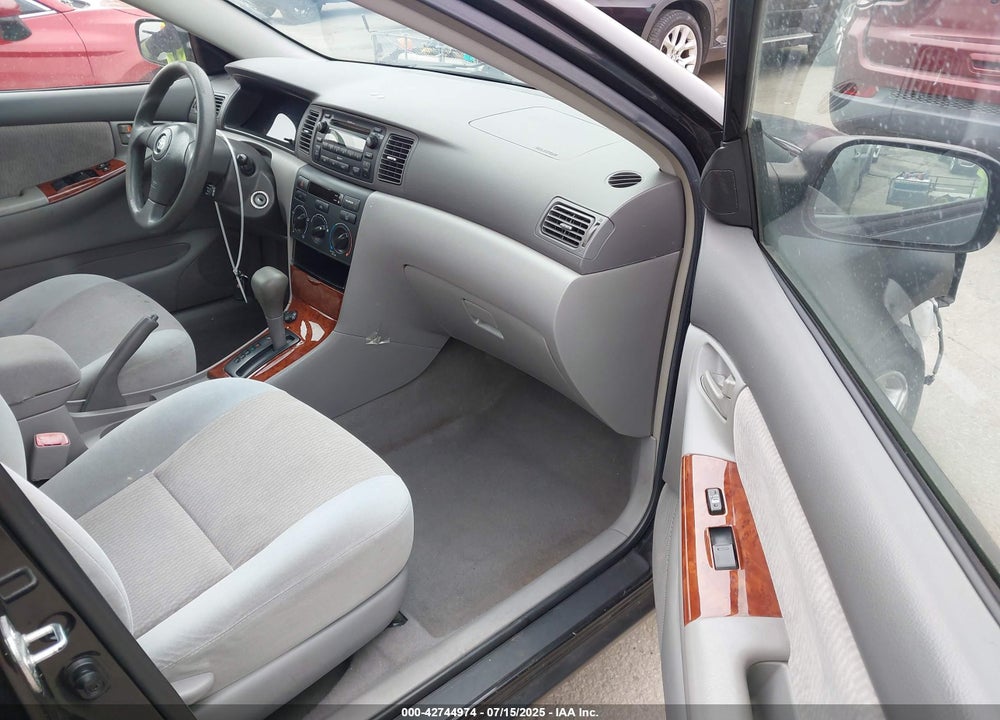2008 TOYOTA COROLLA VIN: 1NXBR32E38Z048181