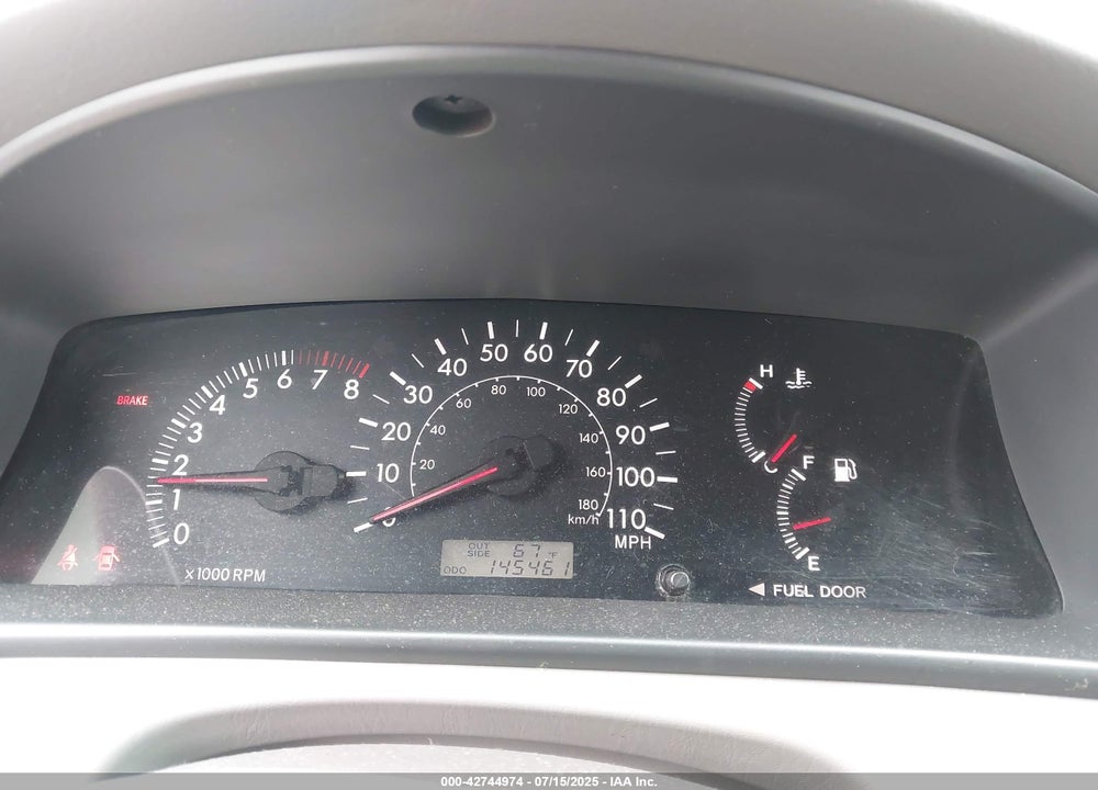 2008 TOYOTA COROLLA VIN: 1NXBR32E38Z048181