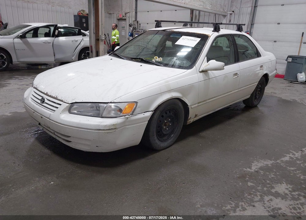 1997 TOYOTA CAMRY VIN: 4T1BG22K9VU125637