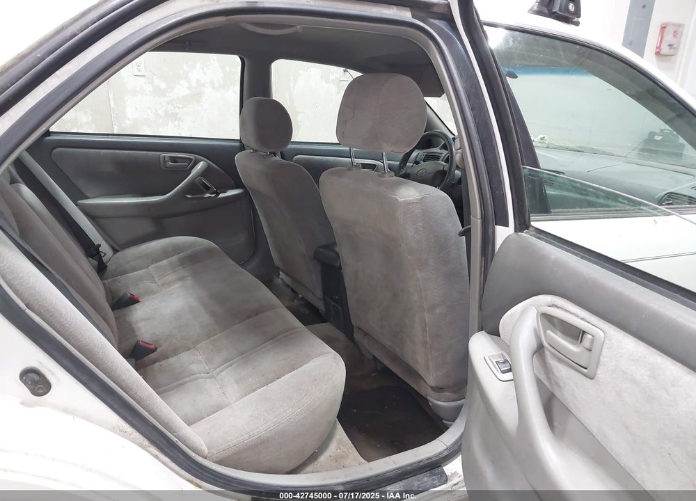 1997 TOYOTA CAMRY VIN: 4T1BG22K9VU125637