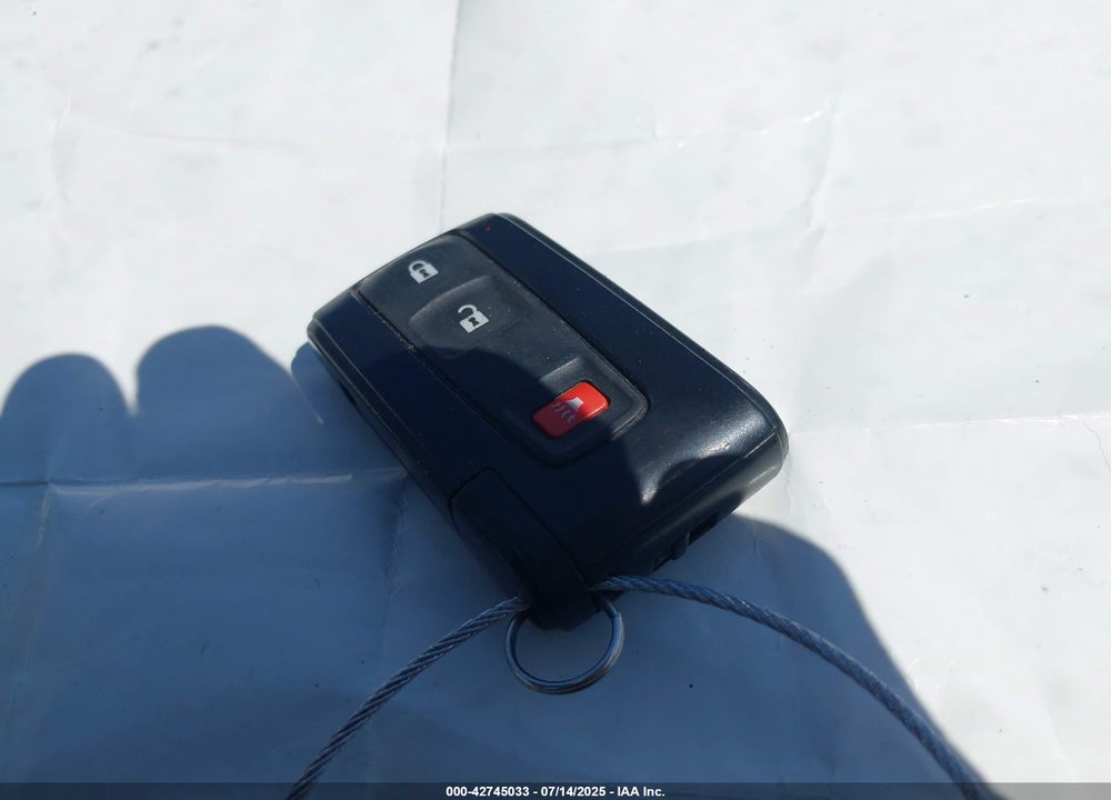2004 TOYOTA PRIUS VIN: JTDKB20U640016047