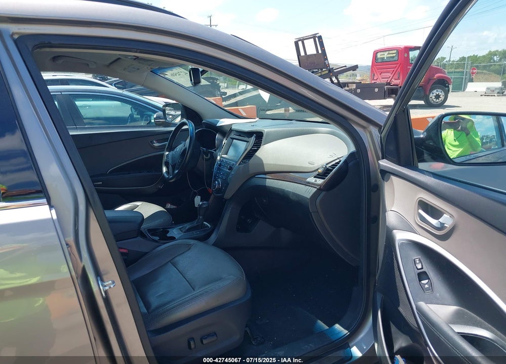 2017 HYUNDAI SANTA FE SPORT 2.4L VIN: 5NMZUDLB1HH001685
