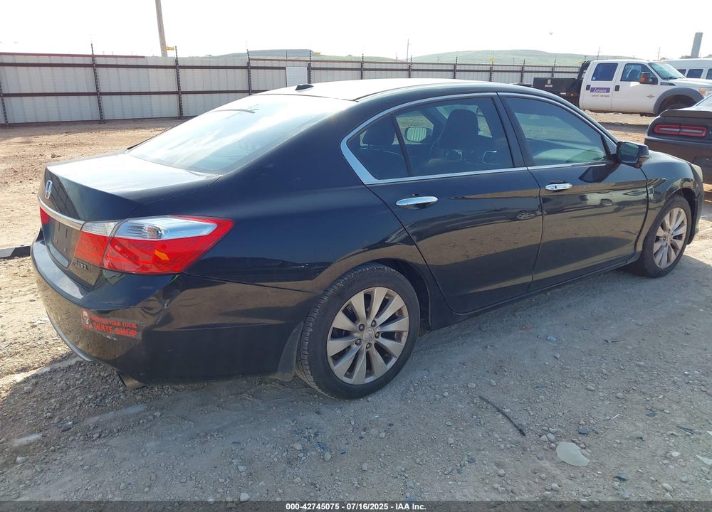 2014 HONDA ACCORD EX-L VIN: 1HGCR2F83EA084216