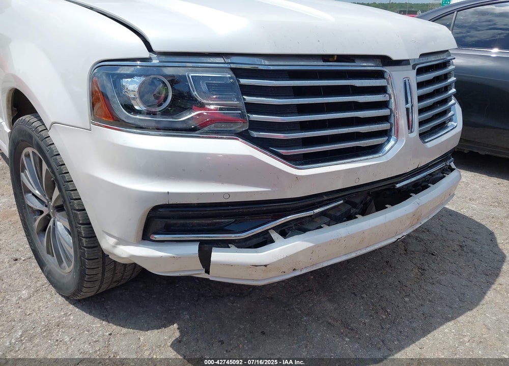 2016 LINCOLN NAVIGATOR VIN: 5LMJJ2JT4GEL11295