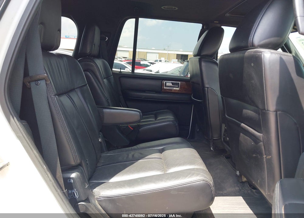 2016 LINCOLN NAVIGATOR VIN: 5LMJJ2JT4GEL11295