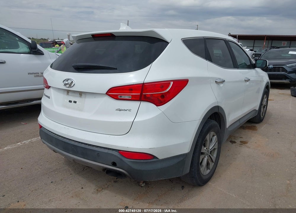 2016 HYUNDAI SANTA FE SPORT 2.4L VIN: 5XYZT3LBXGG376576
