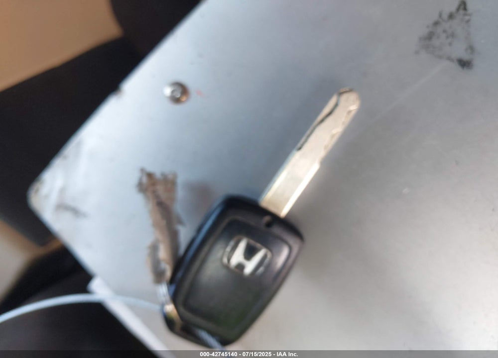 2017 HONDA ACCORD VIN: 1HGCR2F3XHA302905