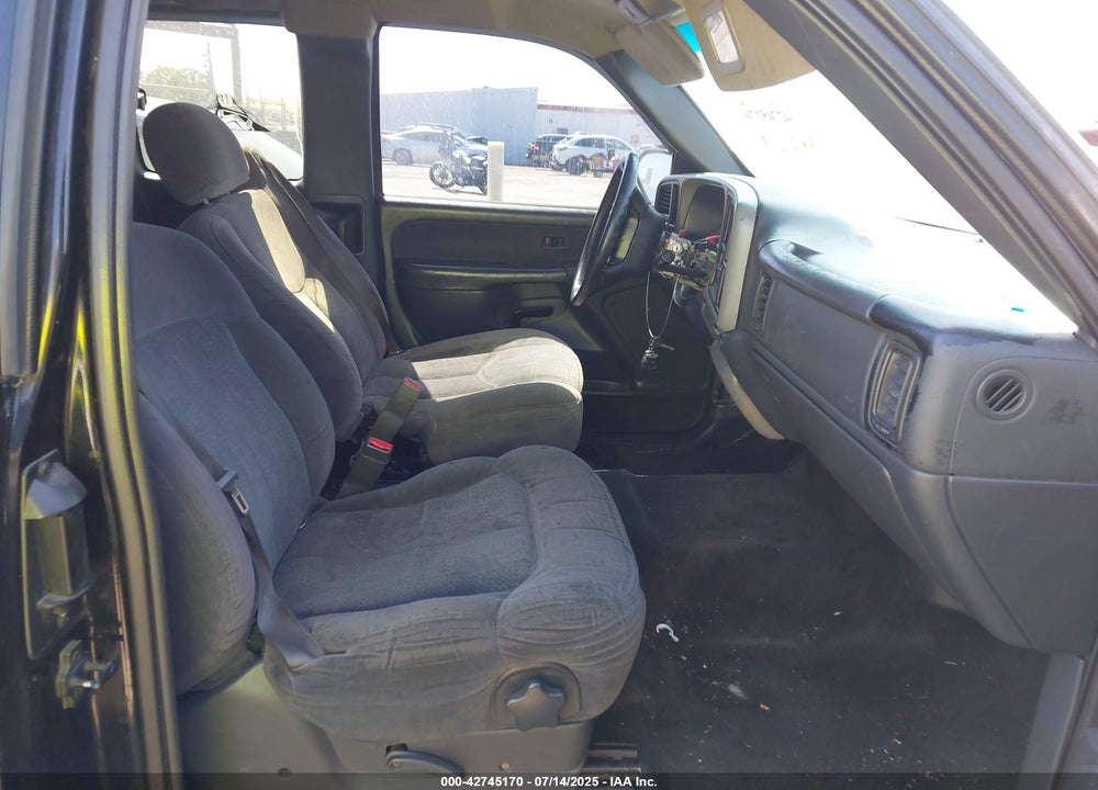 2002 CHEVROLET SILVERADO 1500 LS VIN: 1GCEC19X02Z198967