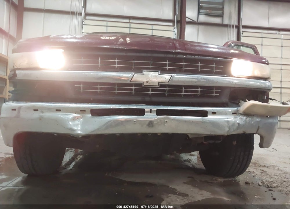 2001 CHEVROLET SILVERADO 1500 LS VIN: 2GCEC19T411285422