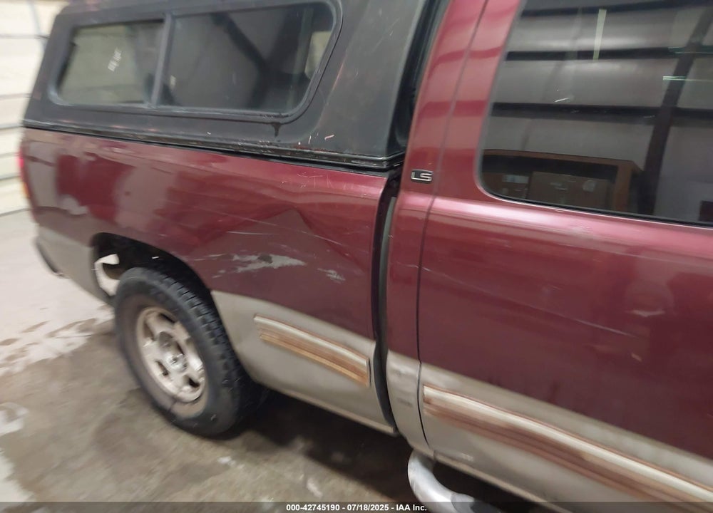 2001 CHEVROLET SILVERADO 1500 LS VIN: 2GCEC19T411285422