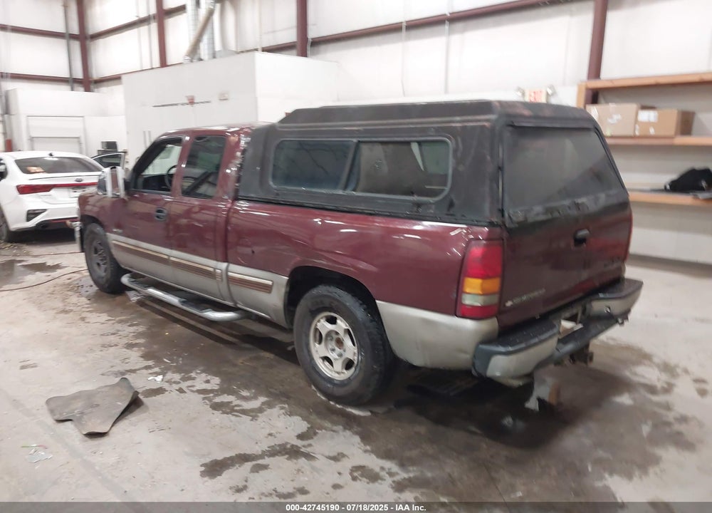 2001 CHEVROLET SILVERADO 1500 LS VIN: 2GCEC19T411285422