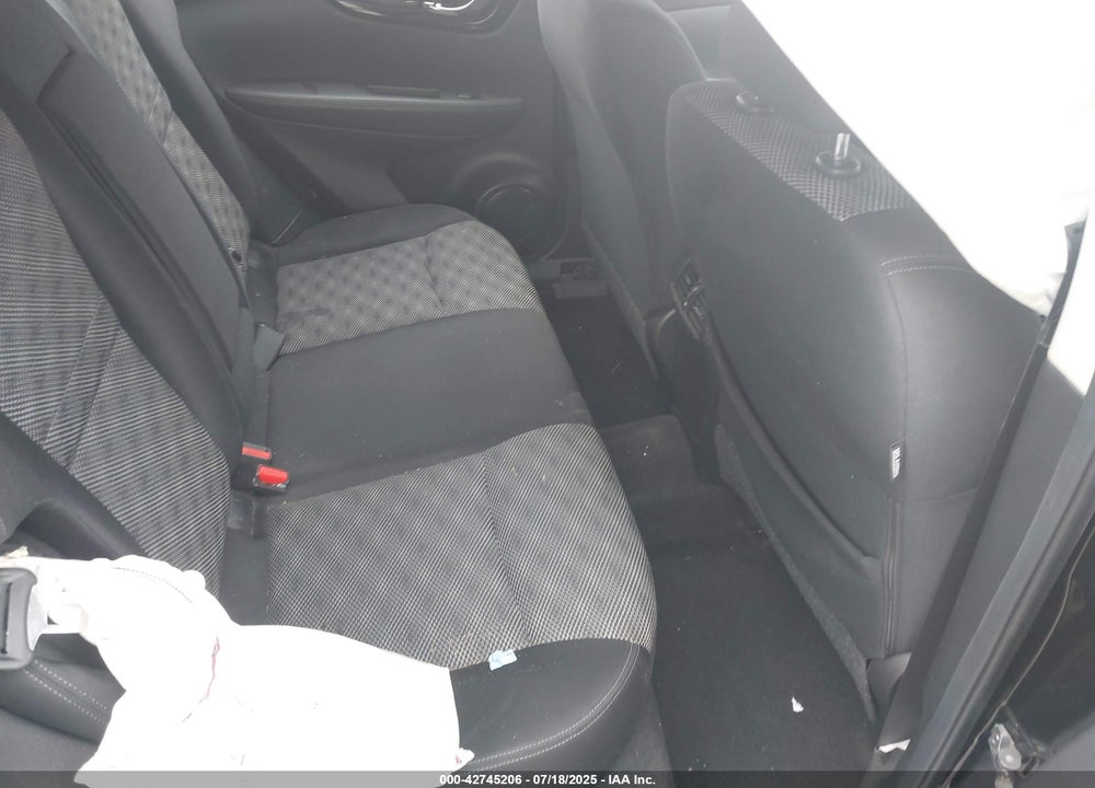 2020 NISSAN ROGUE SPORT VIN: JN1BJ1CW7LW390479