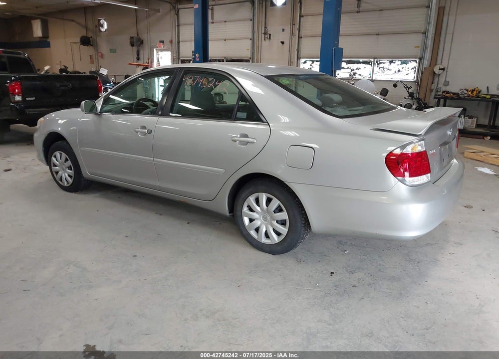 2005 TOYOTA CAMRY LE/XLE/SE VIN: 4T1BE32K55U391846