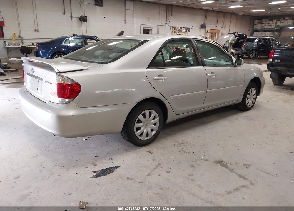 2005 TOYOTA CAMRY LE/XLE/SE VIN: 4T1BE32K55U391846